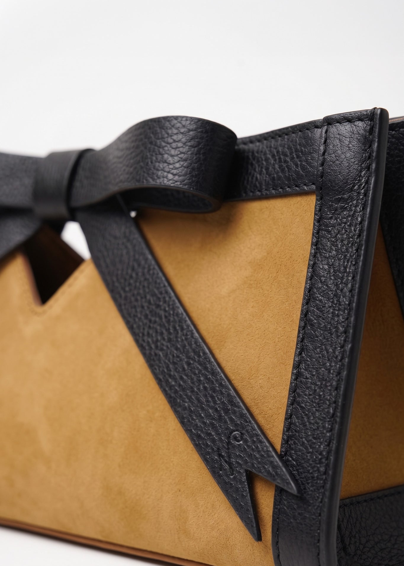 Drona Bag